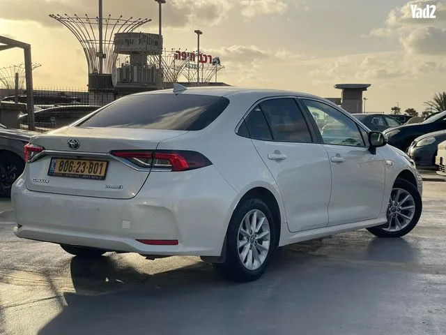 טויוטה COROLLA HSD SDN 2019 - תמונה 3 מתוך מודעת מכירה של הרכב הזה