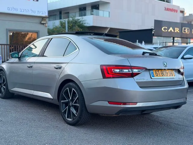סקודה NEW SUPERB 2017 - תמונה 5 מתוך מודעת מכירה של הרכב הזה