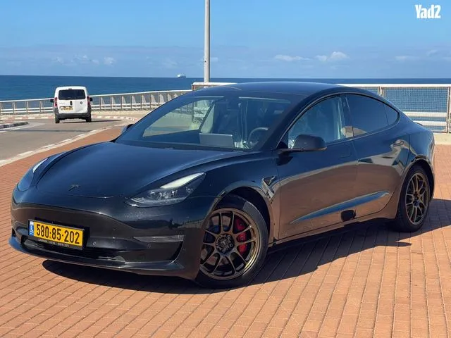 טסלה MODEL 3 2021 - תמונה 1 מתוך מודעת מכירה של הרכב הזה